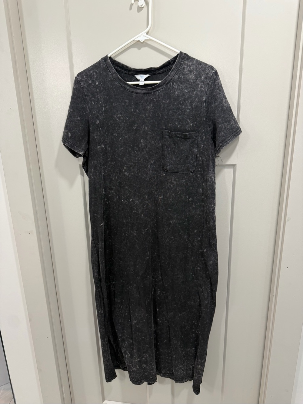 Time and Tru Washed Black Short Sleeve Maxi Dress with Pocket